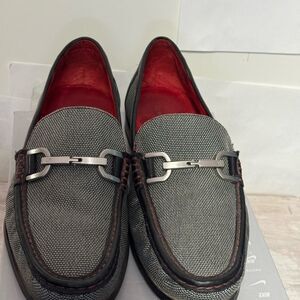 Donald J. Pliner Gray Silver Loafers with Horsebit Detail size 8 great condition